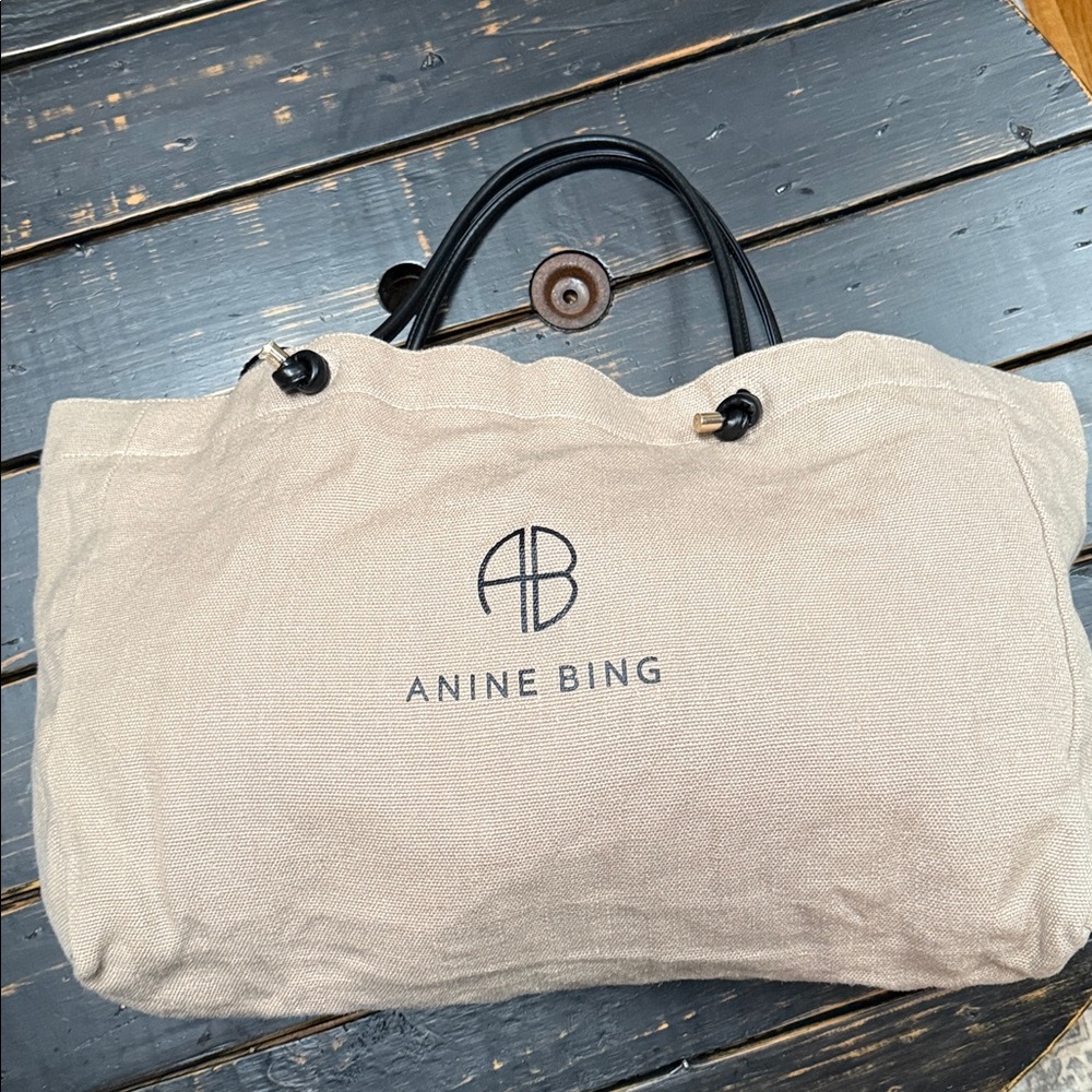 NWOT - ANINE Bing Large Saffron Tote - Picture 3 of 15